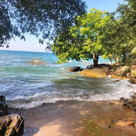 Soul Rebel Lodge & Backpackers Nkhata Bay 外观 照片