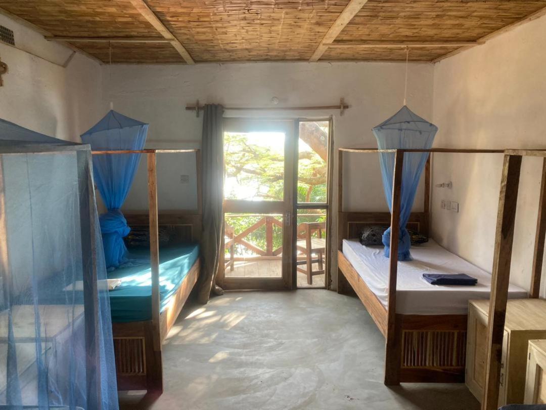Soul Rebel Lodge & Backpackers Nkhata Bay 外观 照片