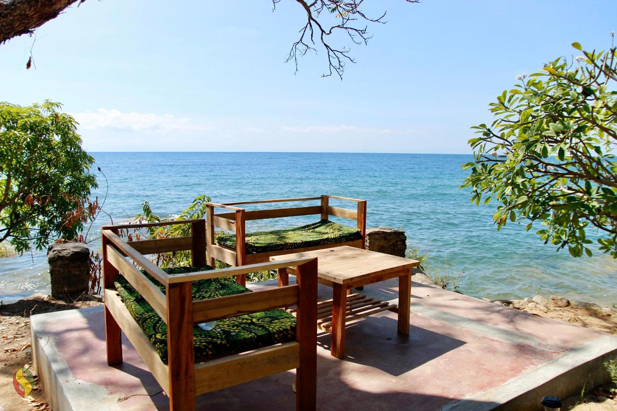 Soul Rebel Lodge & Backpackers Nkhata Bay 外观 照片