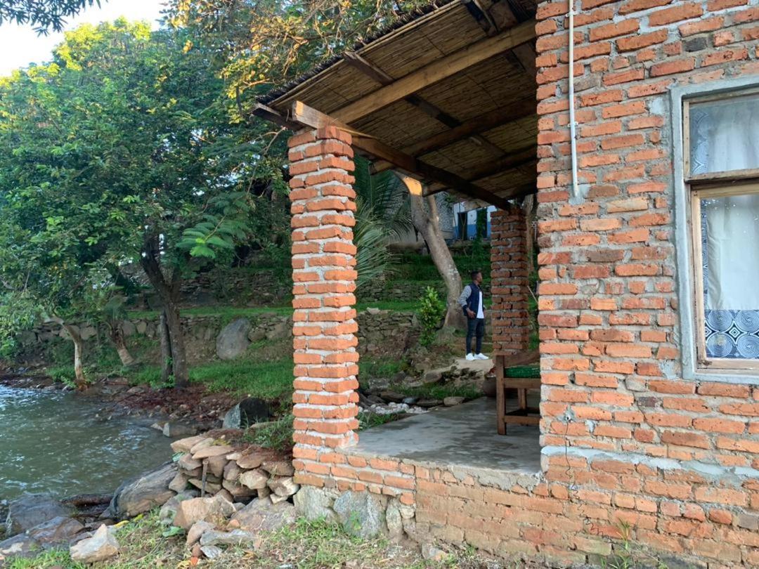 Soul Rebel Lodge & Backpackers Nkhata Bay 外观 照片